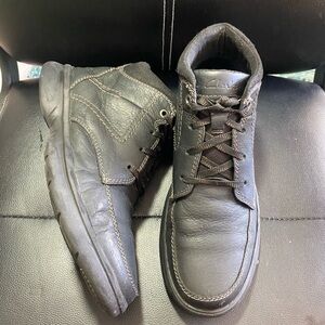 Clarks Mens Black Leather Bradley Mid Comfort Leather Boots Size 7 1/2